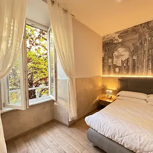 Casa Mirabilia , Rzym Włochy